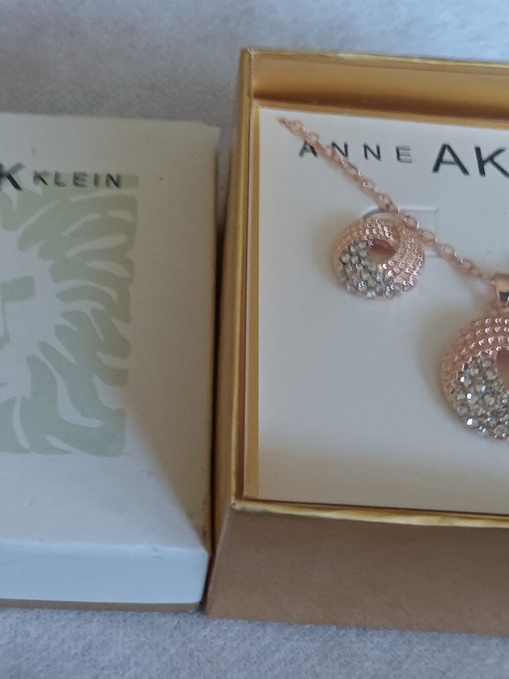 ANNE AK KLEIN NECKLACE & STUDS BOXED SET